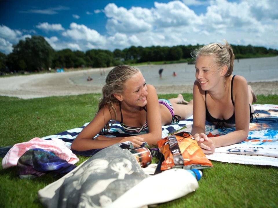 europe-tents-apost-strandheem