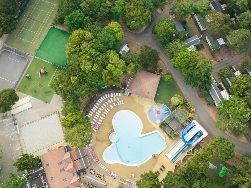 Camping Siblu Les Pierres Couchées - Funpass inclus