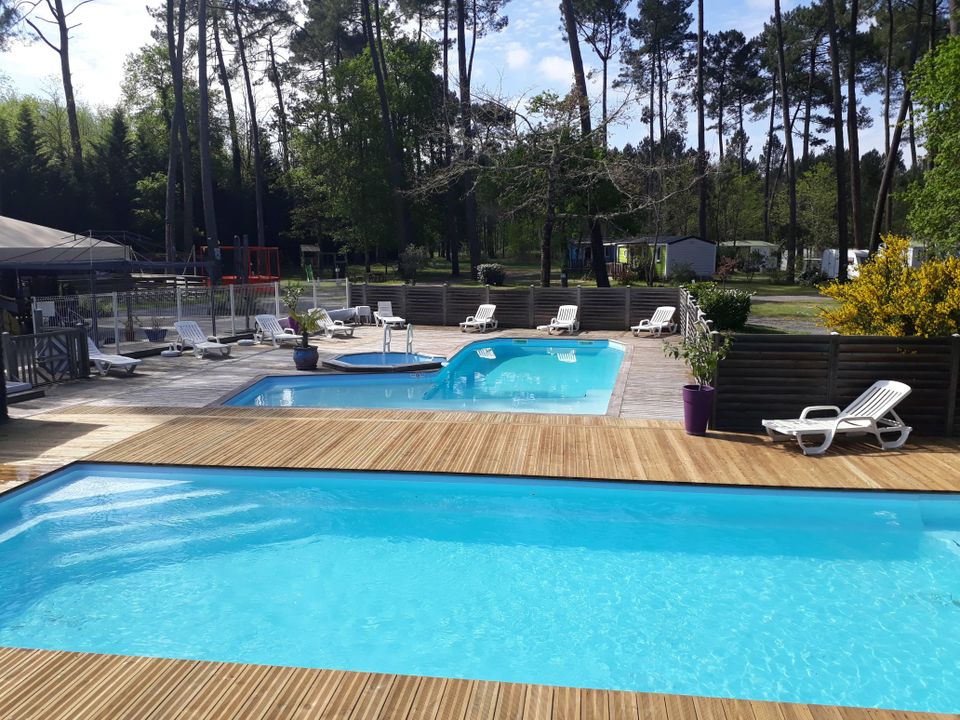 Camping Vert Bord D'eau - Camping Gironde