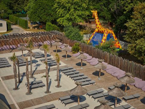  Tour Operateur et particuliers sur camping La Pinède Les Mathes - Funpass non inclus - Camping Charente-Maritime