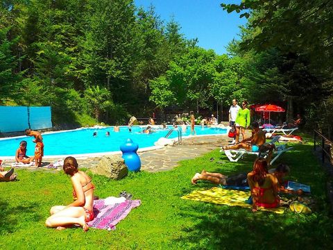 Bedura Park, camping temático de la naturaleza y bungalows - Lerida