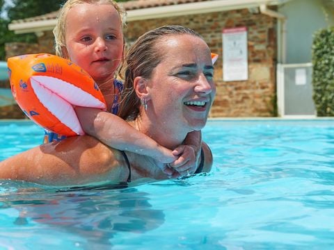 Résidence Château de Salles - Camping Gironde