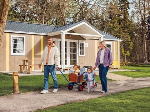 Familie Resort de Tovertuin - Woensdrecht - Afbeelding N°0