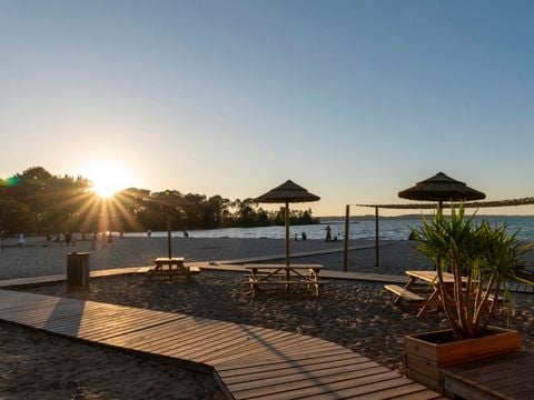 Camping Club Navarrosse Plage 4* - MS VACANCES - Landes