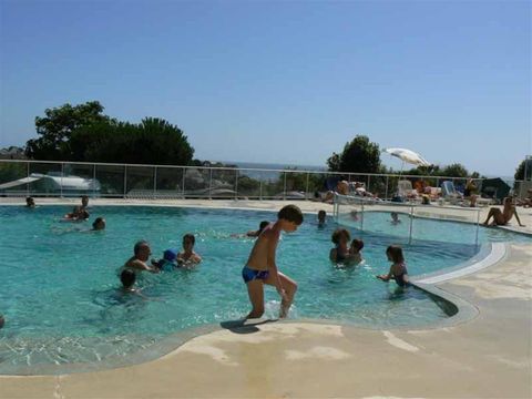 Camping Les Sables Blancs  - Camping Finistère