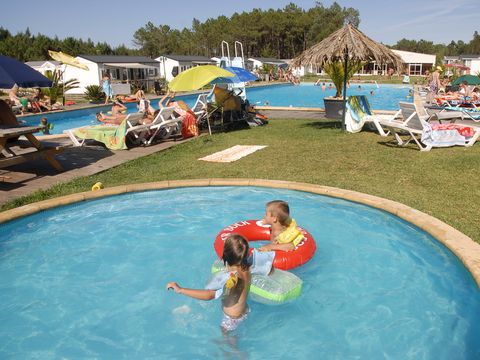Camping Land's Hause Bungalow - Camping Lissabon