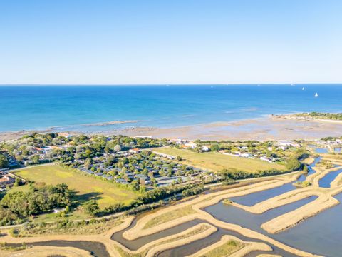 Camping Paradis A La Corniche - Camping Charente-Maritime