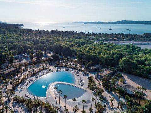 Tour Opérateur sur camping 5* à Port Grimaud - Camping Var