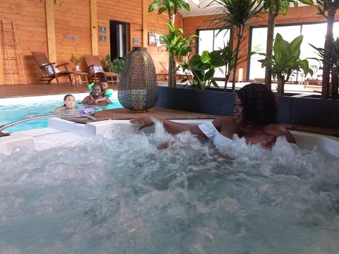 LES CHALETS DU LAC BELCAIRE - Camping Aube
