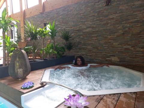 LES CHALETS DU LAC BELCAIRE - Camping Aube