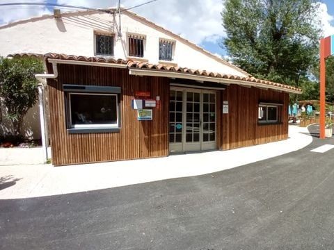 Camping Domaine de Gaujac - Camping Paradis - Gard