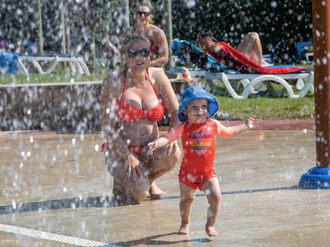Camping Le Rocher de la Cave - Camping Dordogne