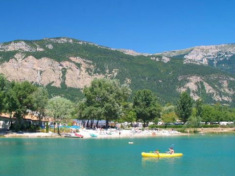 Camping le Lac Bleu - Ciela Village - Camping Drôme
