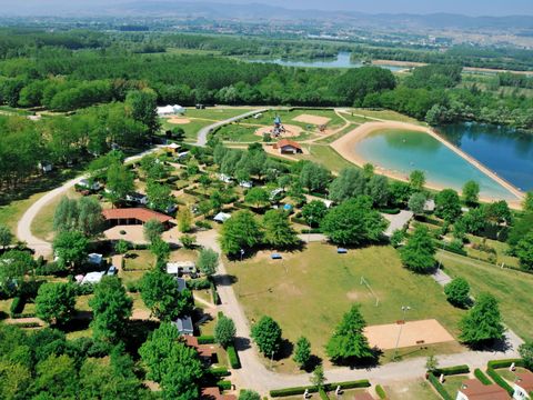 Camping du Lac de Cormoranche  - Camping Ain - Afbeelding N°0
