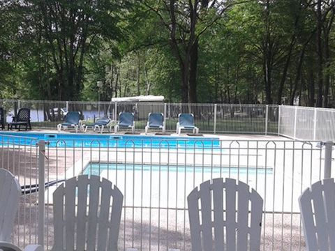 Camping de l'Etang du Merle  - Camping Nièvre