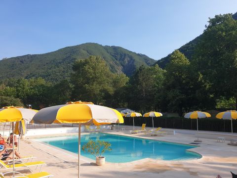 Camping Les Eaux Chaudes - Camping Alpes-de-Haute-Provence