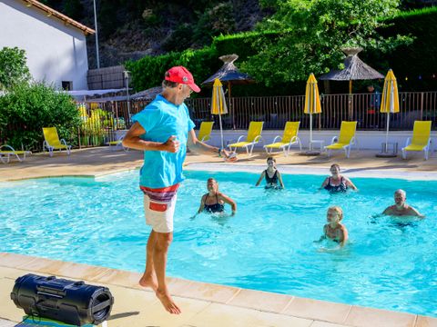 Camping Les Eaux Chaudes - Camping Alpes-de-Haute-Provence
