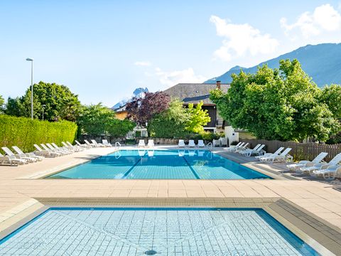 Camping Romanée - la Ferme de la Serraz - Haute-Savoie
