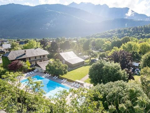 Camping Romanée - la Ferme de la Serraz - Haute-Savoie