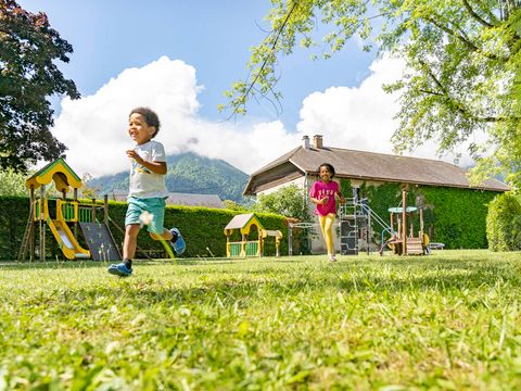 Camping Romanée - la Ferme de la Serraz - Haute-Savoie
