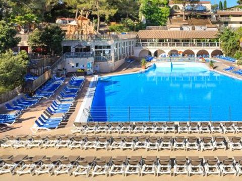 Camping Holiday Green  - Camping Var