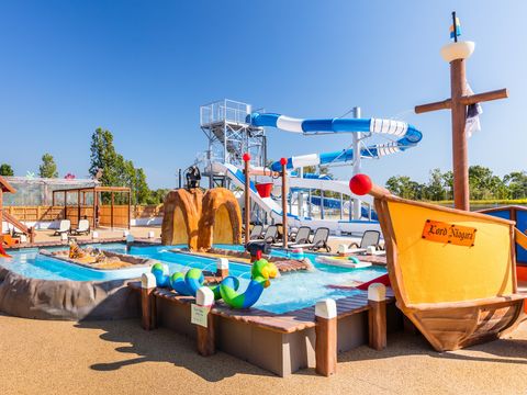 Camping Marina d'Erba Rossa - Camping Noord-corsica - Afbeelding N°0