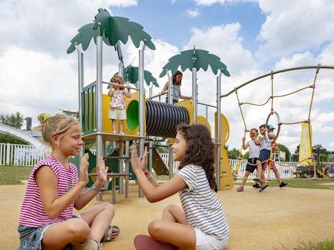 Camping Sandaya Les Deux Fontaines  - Finistère
