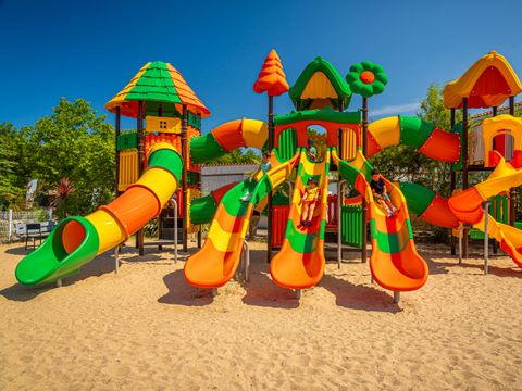Camping Oléron Loisirs   - Charente-Maritime