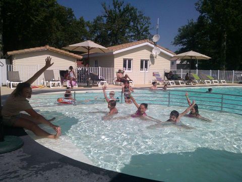Camping Les Chèvrefeuilles  - Camping Charente-Maritime