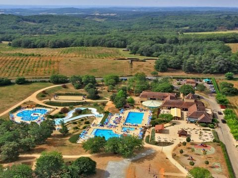 Camping Saint Avit Loisirs - Camping Dordogne - Afbeelding N°0