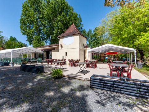 Camping les Etangs de Plessac  - Dordogne