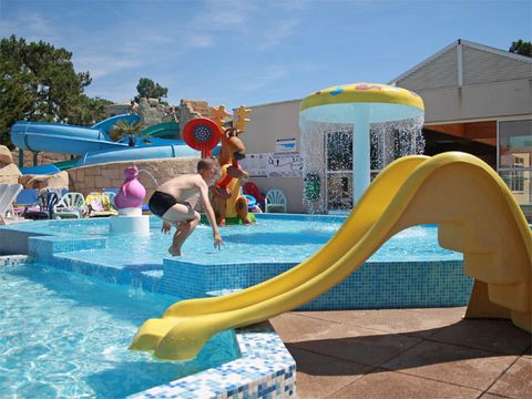 Tour Opérateur sur le Camping Le Clos Des Pins - Camping Vendée