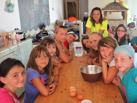 Camping SUNELIA  Le Clos du Rhône  - Bouches-du-Rhône