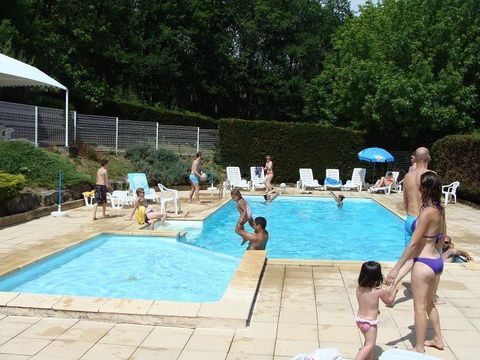 Village Vacances Les Chalets de la Gazonne - Camping Aveyron
