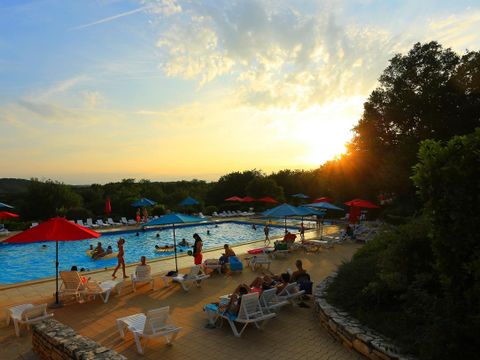Camping Domaine de la Paille Basse - Camping Lot