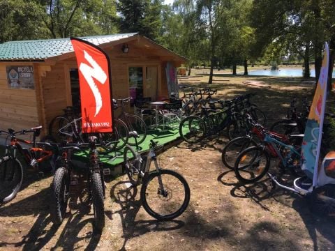 Camping Les 3 Lacs du Soleil  - Isère - Afbeelding N°5