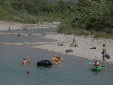 Camping Les Acacias - Drôme