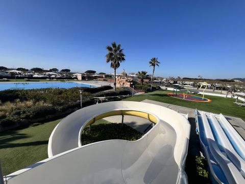 Camping Resort Els Pins - Camping Barcelona