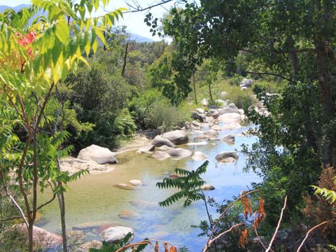 Camping Les Eaux Vives - Camping Zuid-corsica