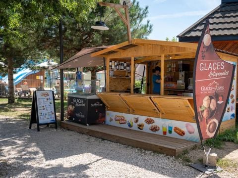 Camping Les Bords de Loue - Jura - Afbeelding N°3