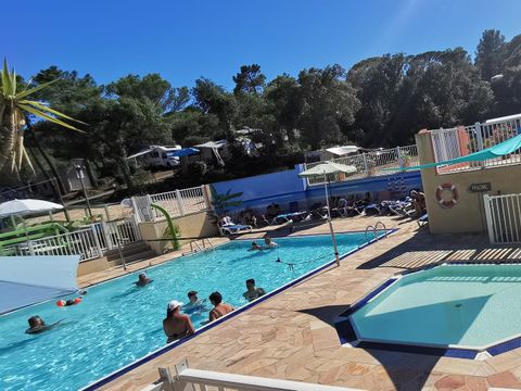 Camping Les Lauriers Roses - Camping Var