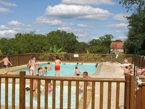 Camping La Ferme Du Pelou - Camping Dordogne