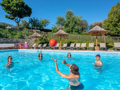 Flower Camping la Châtaigneraie - Camping Drôme