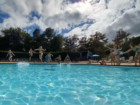 Camping Château Le Verdoyer - Camping Dordogne