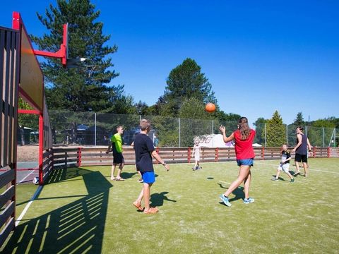 Camping Les Gorges Du Chambon - Ciela Village - Charente