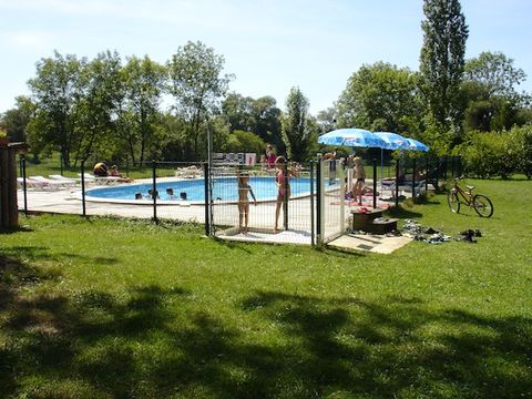 Flower Camping les 3 Ours - Camping Jura - Afbeelding N°3