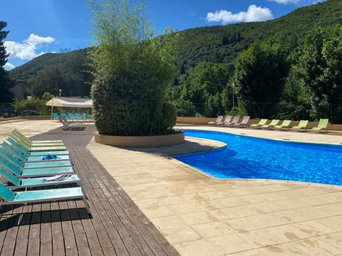 Camping maeva Escapades du Château de l'Hom  - Camping Gard