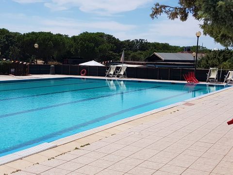 Camping Village Li Nibari - Camping Sassari