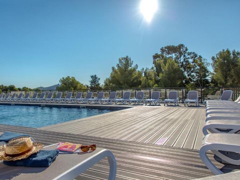 SOWELL RESIDENCES Les Chênes Verts - Camping Var