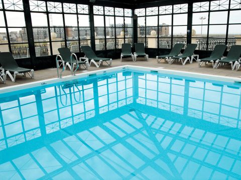 SOWELL Résidences Le Port - Camping Calvados